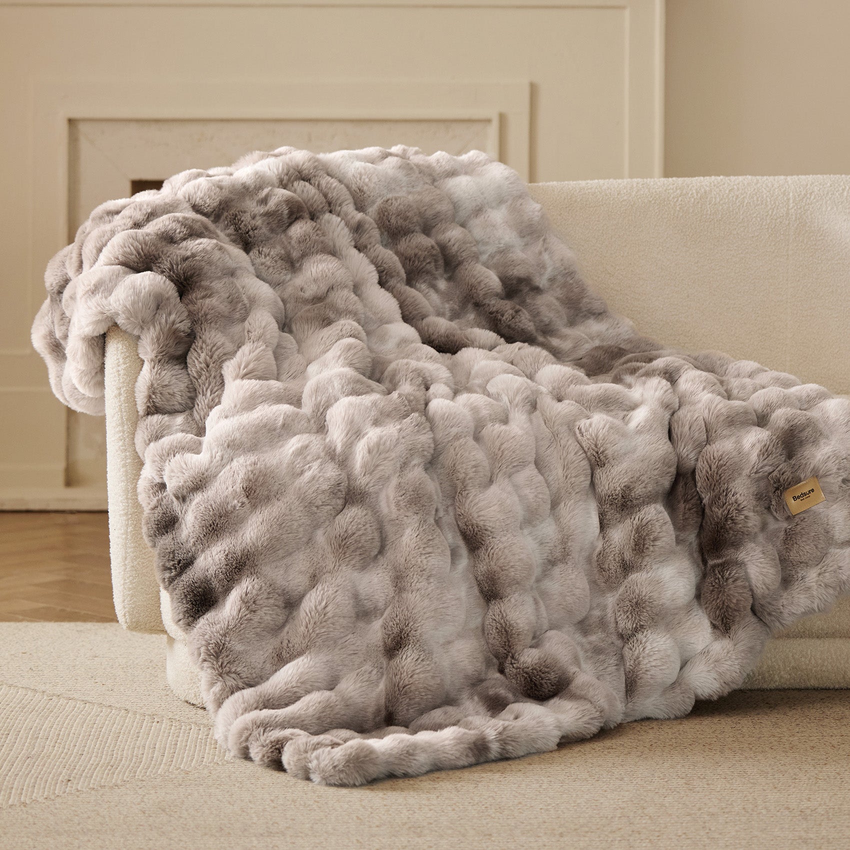 Bubble Faux Fur Blanket - Image 19