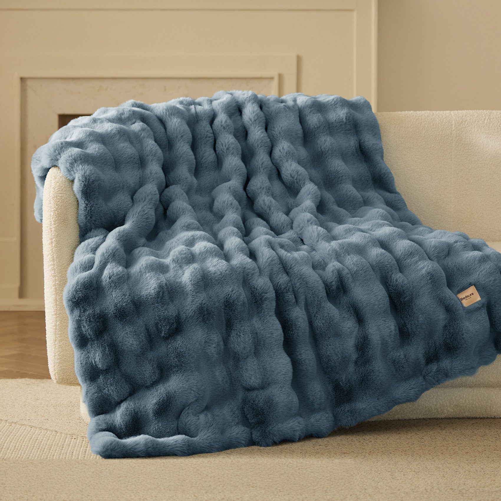 Bubble Faux Fur Blanket - Image 61