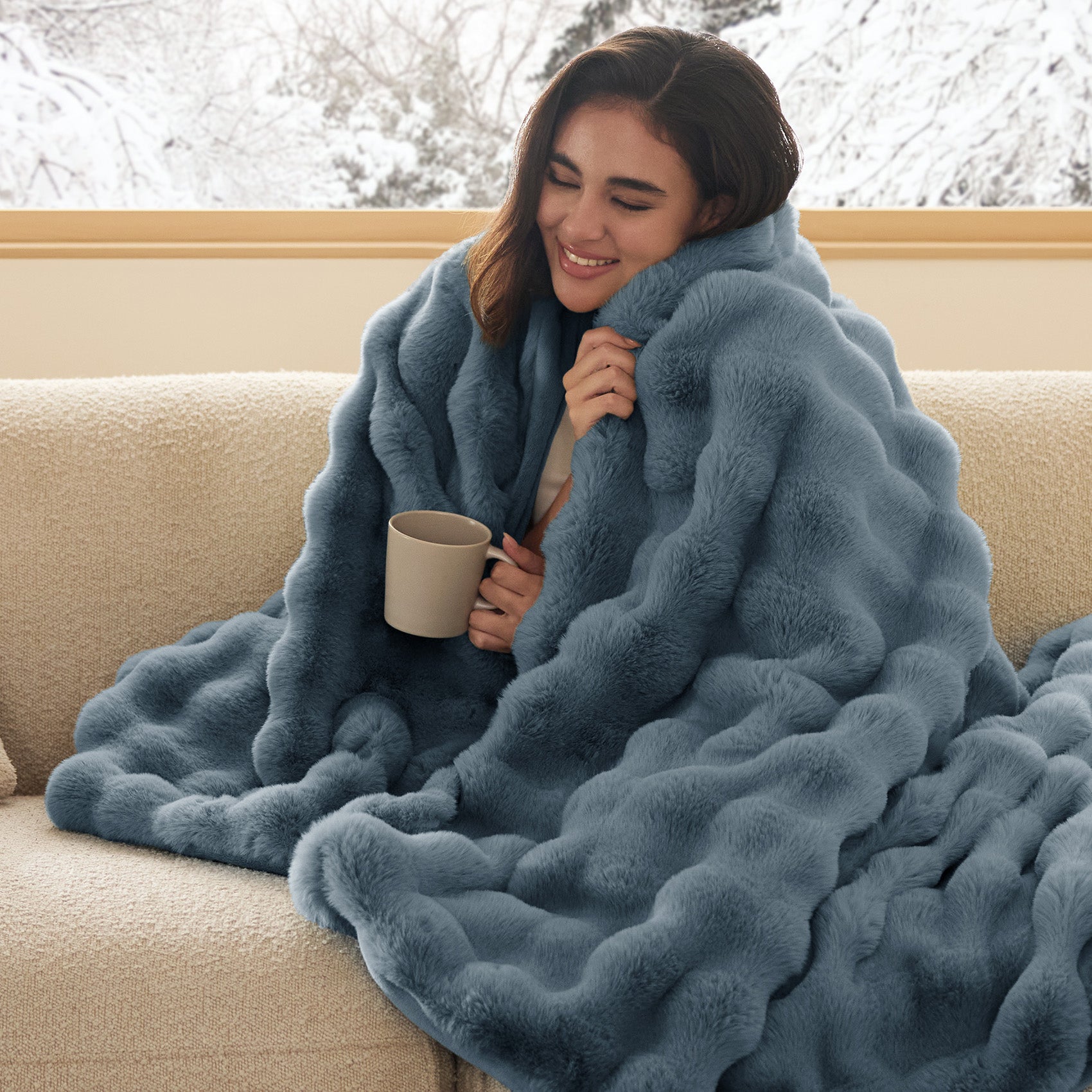 Bubble Faux Fur Blanket - Image 63