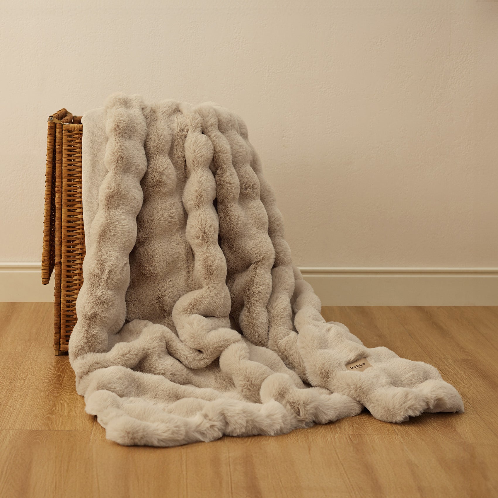Bubble Faux Fur Blanket - Image 54