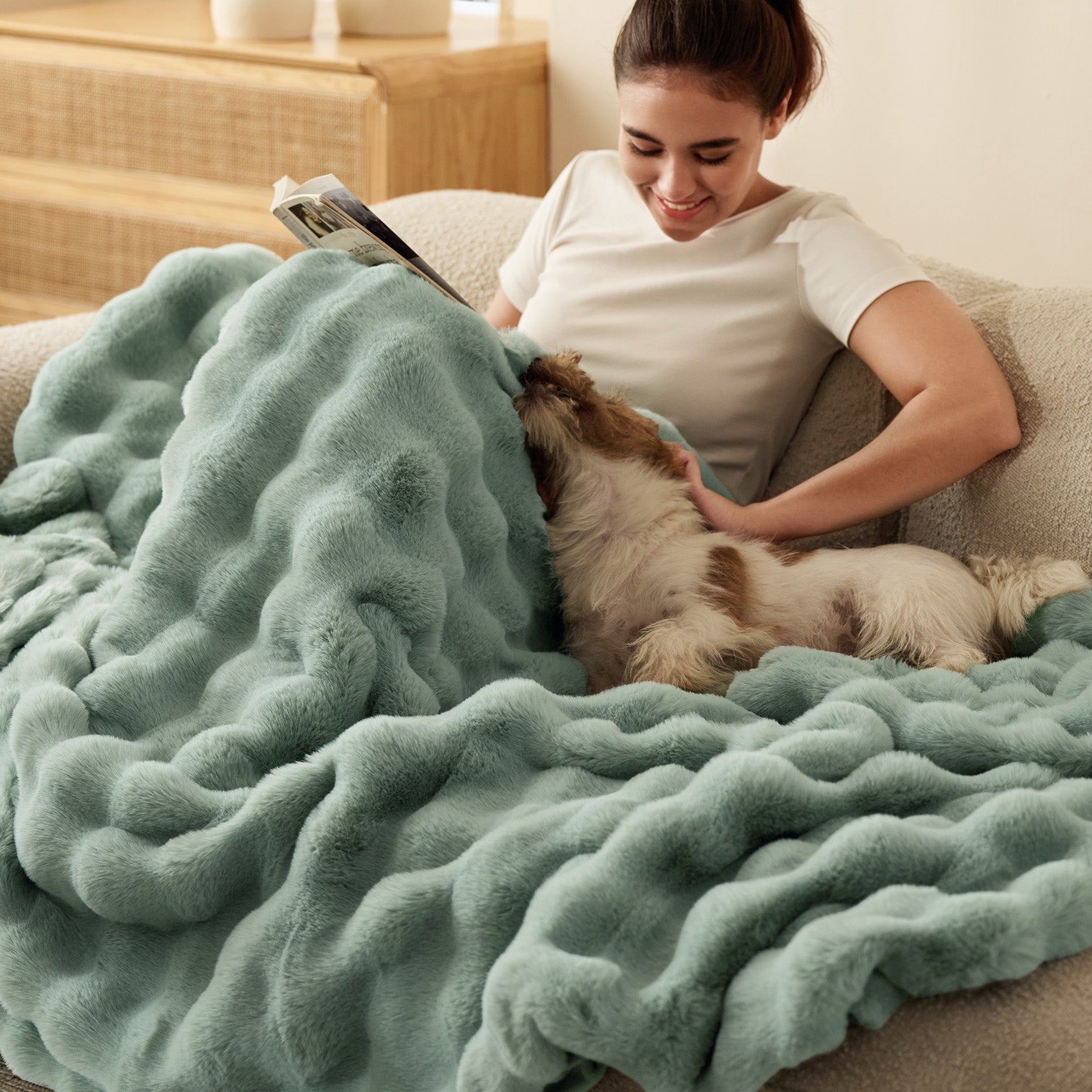Bubble Faux Fur Blanket - Image 45