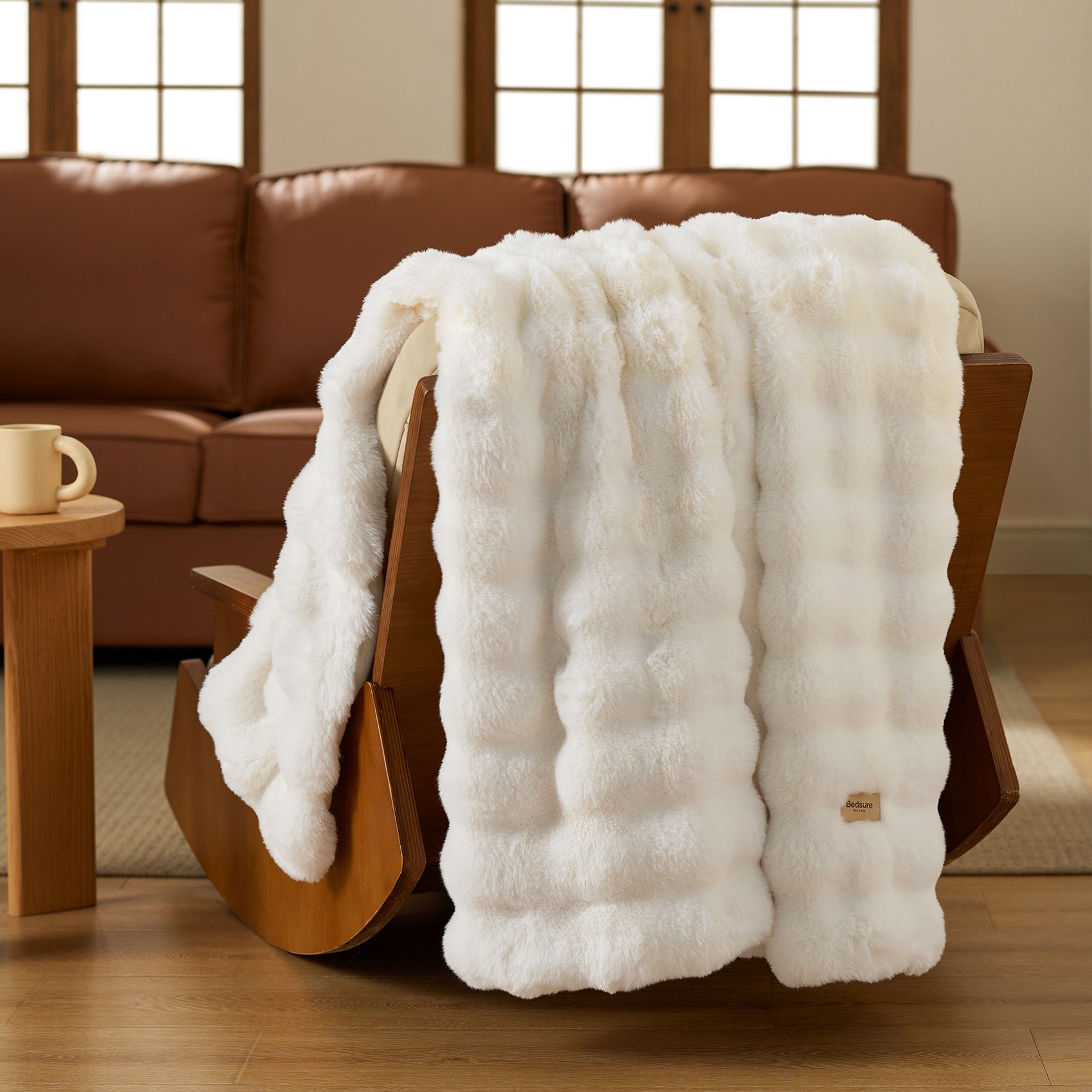 Bubble Faux Fur Blanket - Image 2