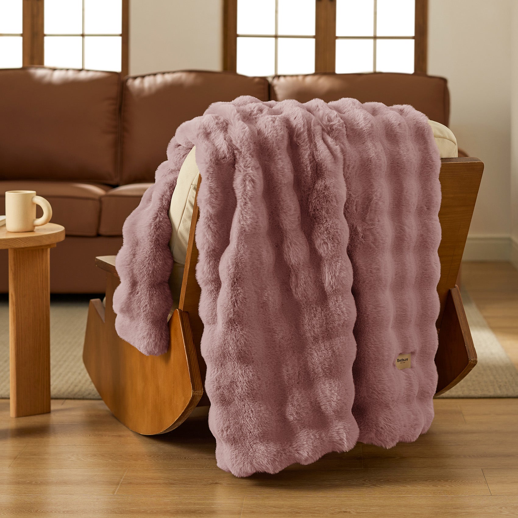 Bubble Faux Fur Blanket - Image 8