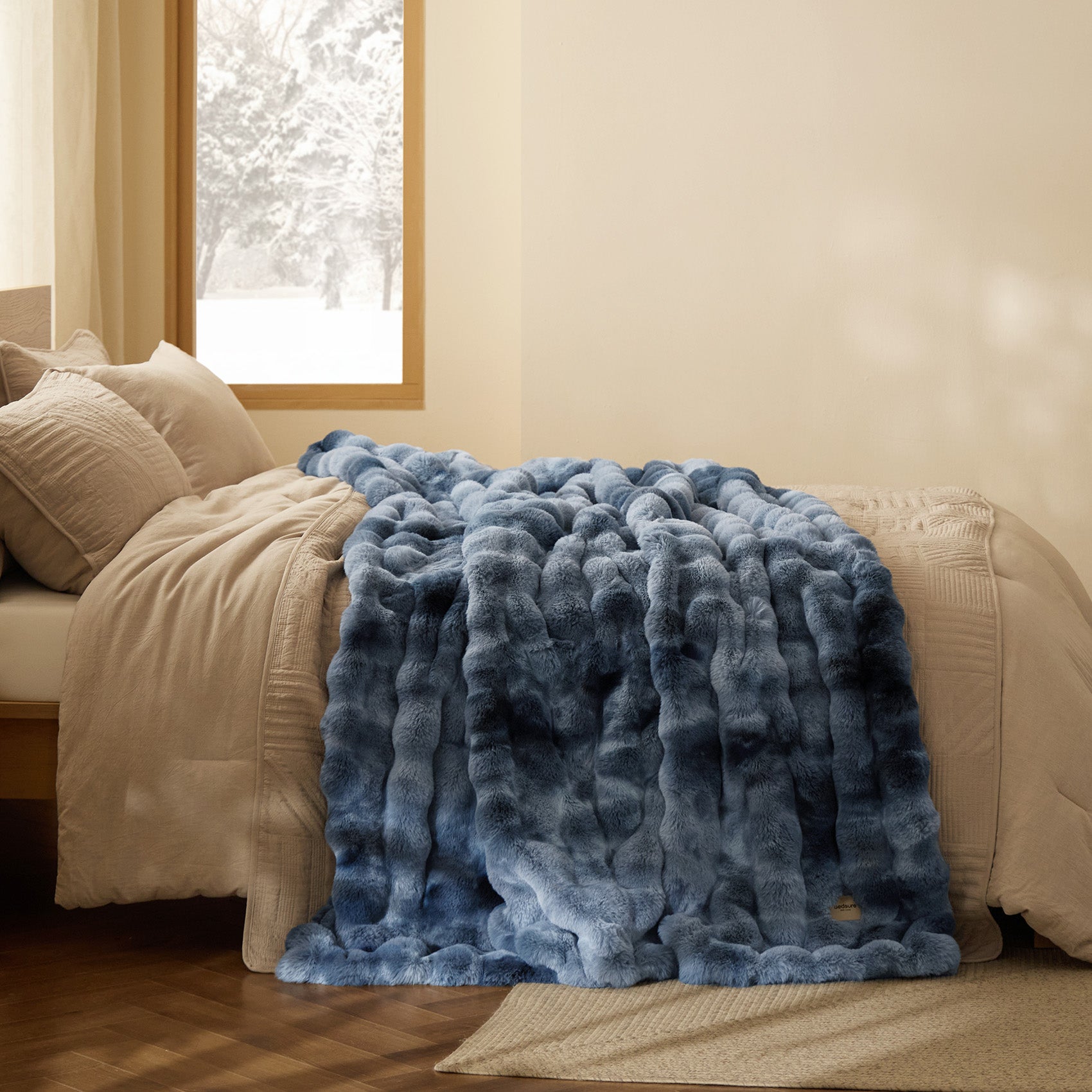 Bubble Faux Fur Blanket - Image 41